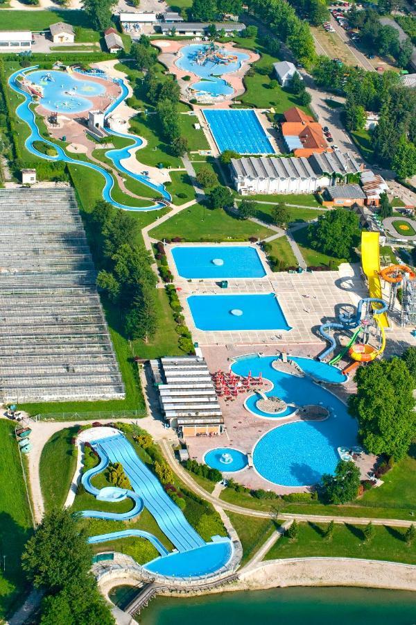 Mediteran Travel Mobile Homes In Camping Terme Catez Brezice Bagian luar foto